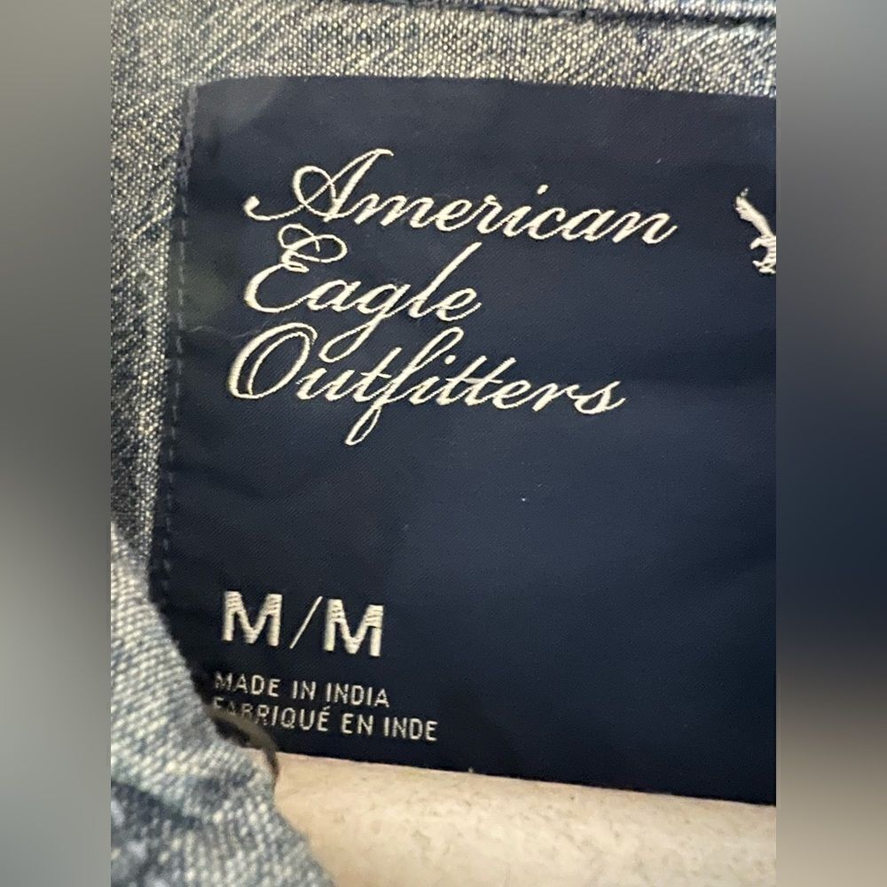 American Eagle Size Medium Chambray Button Down S… - image 2